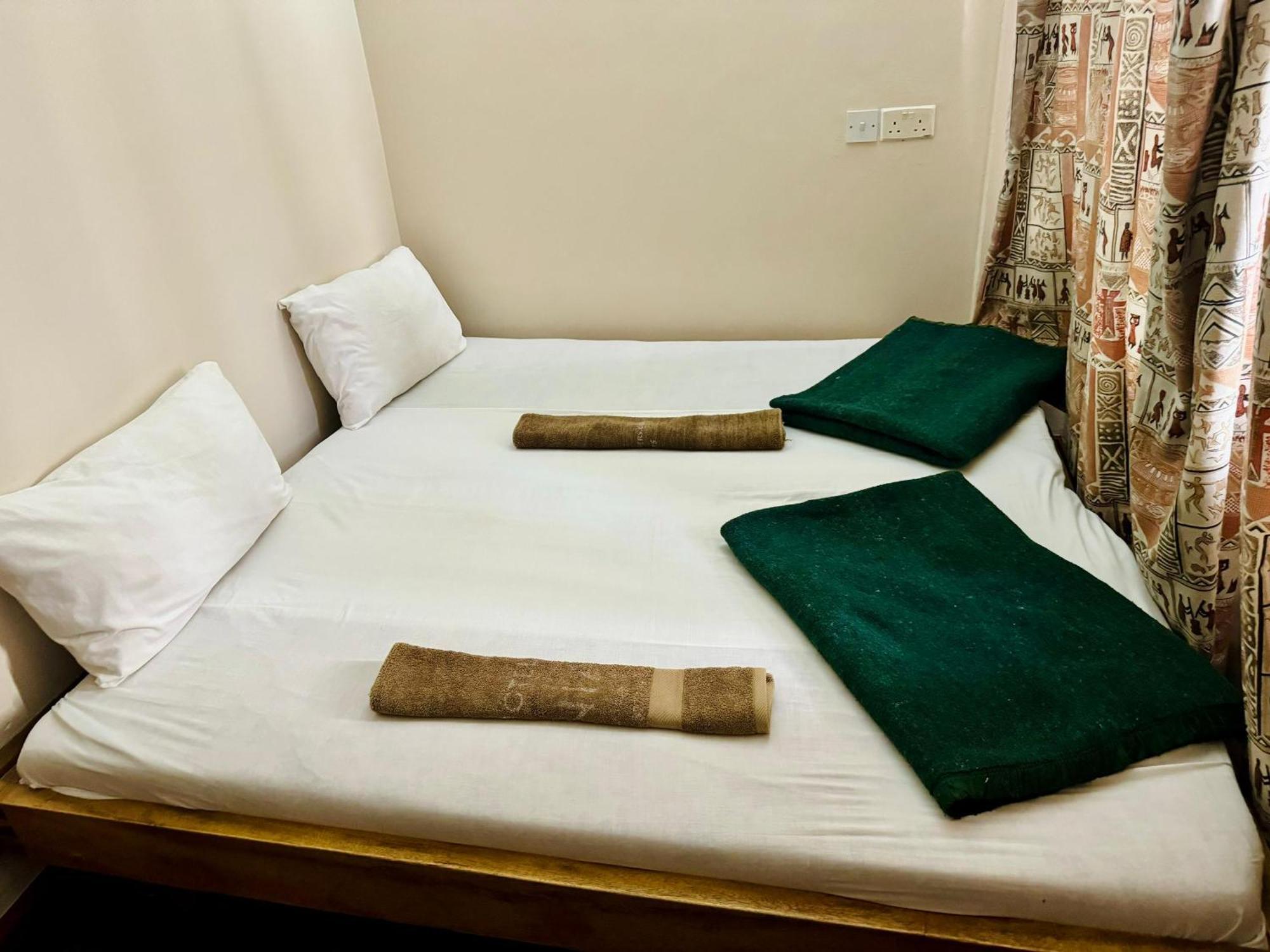 Arusha Backpackers Hotel Ngoại thất bức ảnh