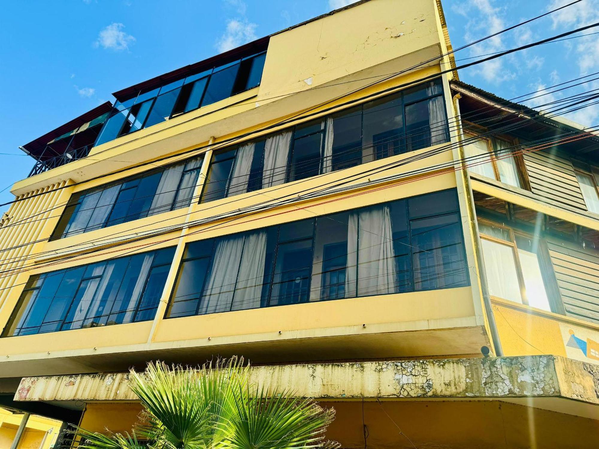 Arusha Backpackers Hotel Ngoại thất bức ảnh