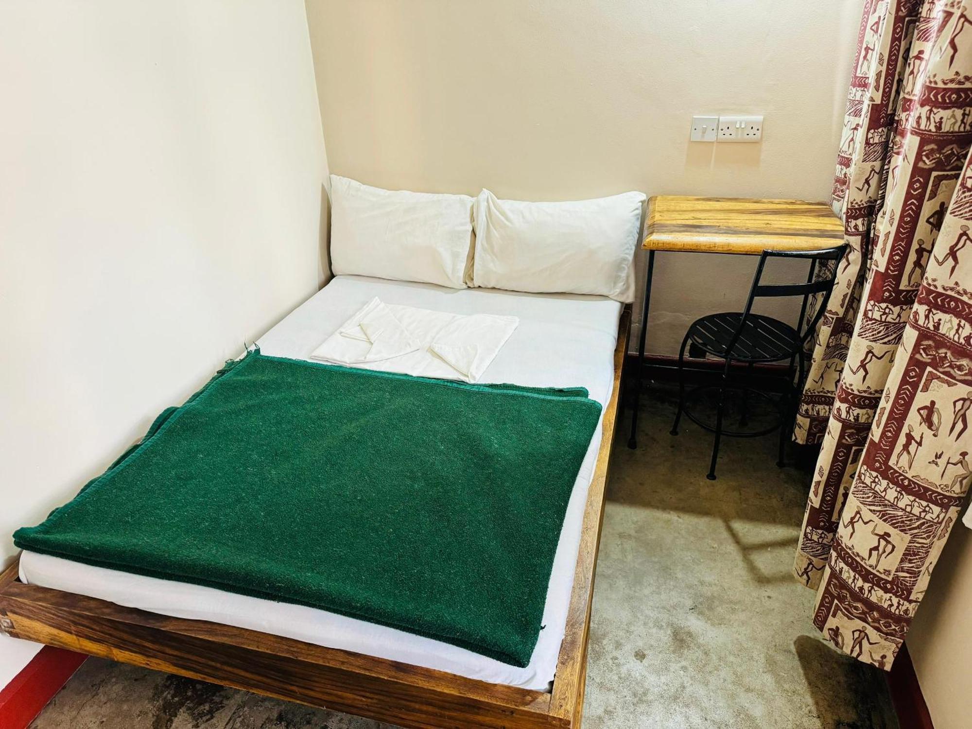 Arusha Backpackers Hotel Ngoại thất bức ảnh