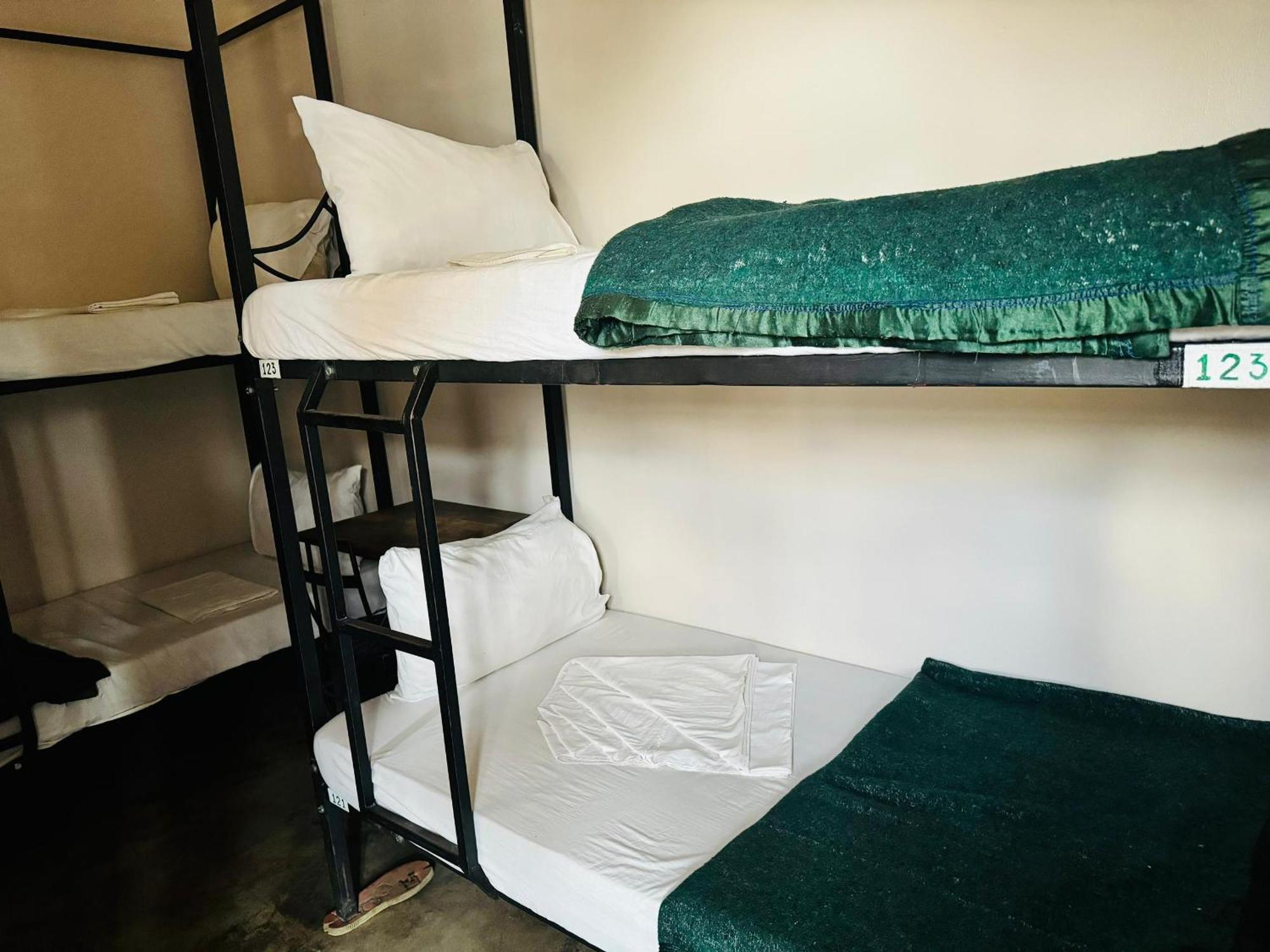 Arusha Backpackers Hotel Ngoại thất bức ảnh